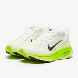 4 NIKE VOMERO 18 ELECTRIC GREEN