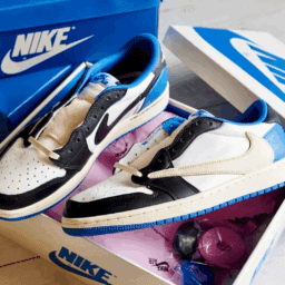 Untitled design NIKE AIR JORDAN 1 LOW X TRAVIS SCOTT BLUE FRAGMENT