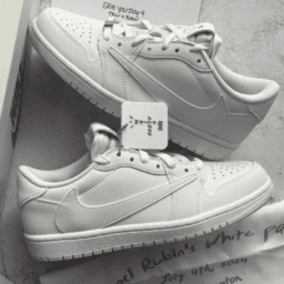 Untitled design.pngk NIKE AIR JORDAN 1 LOW X TRAVIS SCOTT MICHEAL RUBINS WHITE PARTY