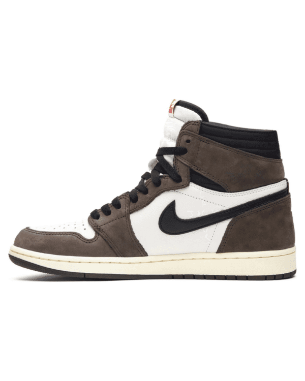 3 NIKE AIR JORDAN 1 RETRO HIGH OG X TRAVIS SCOTT MOCHA