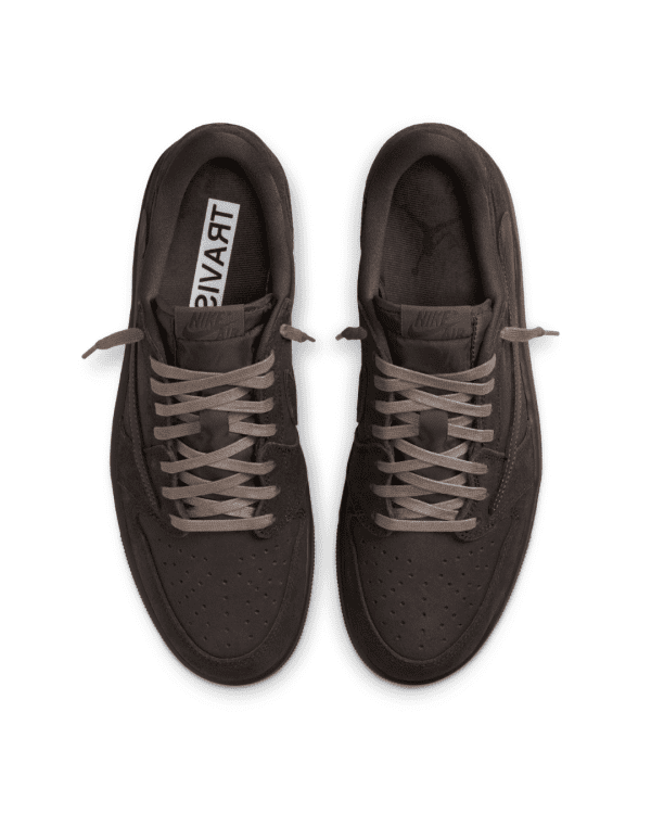 4 NIKE AIR JORDAN 1 LOW X TRAVIS SCOTT VELVET BROWN