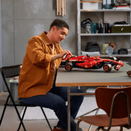 6 LEGO® Ferrari SF-24 F1 42207 | Technic™