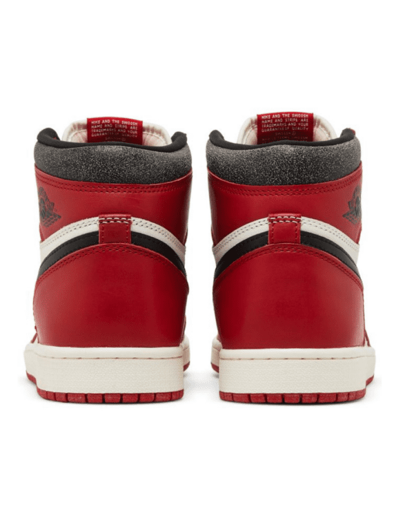 6 NIKE AIR JORDAN 1 HIGH CHICAGO LOST AND FOUND