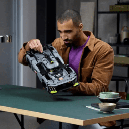 7 LEGO® PEUGEOT 9X8 24H Le Mans Hybrid Hypercar  42156 | Technic™